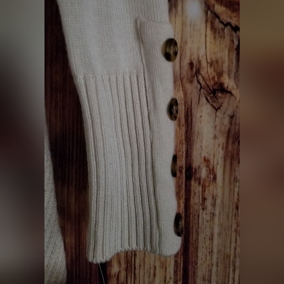 Takara Sweater Dress - Picture 4 of 8